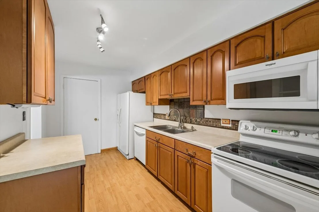 Photo of 533 Dodge Avenue