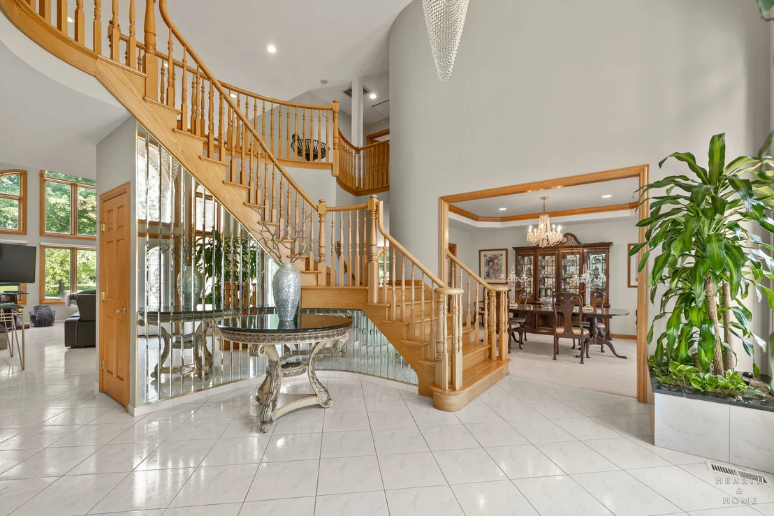 Photo of 1760 W Whispering Court