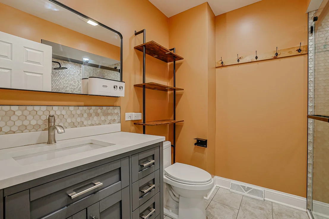 Photo of 9249 BARBERRY Lane