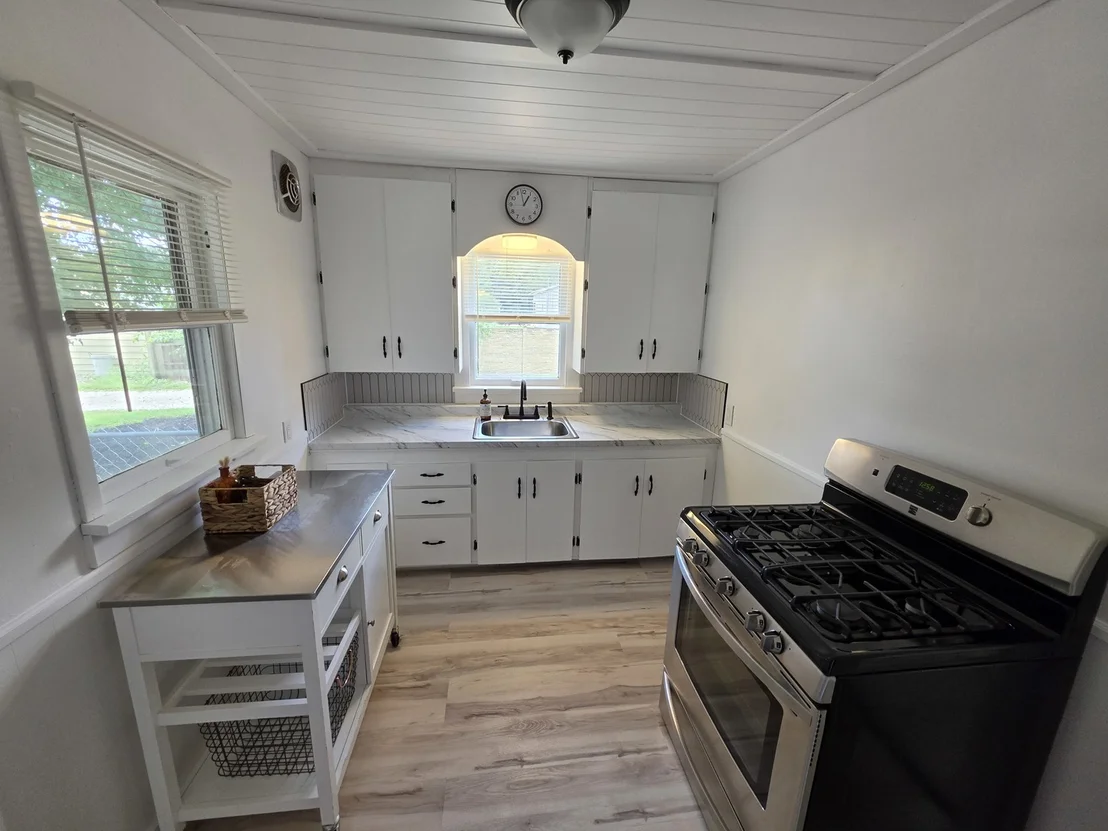 Photo of 907 Retz Drive