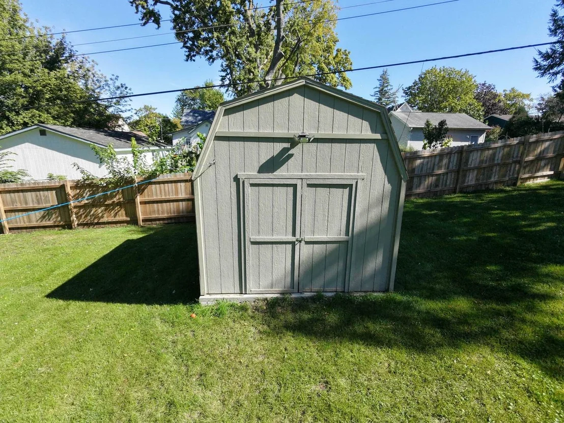 Photo of 445 Stanford Drive