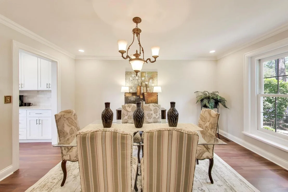 Photo of 2074 Greenview Road