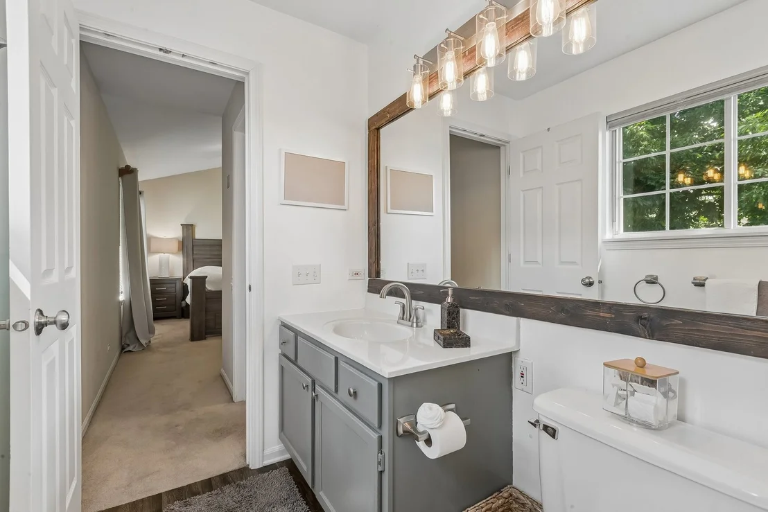 Photo of 1108 Talbot Lane