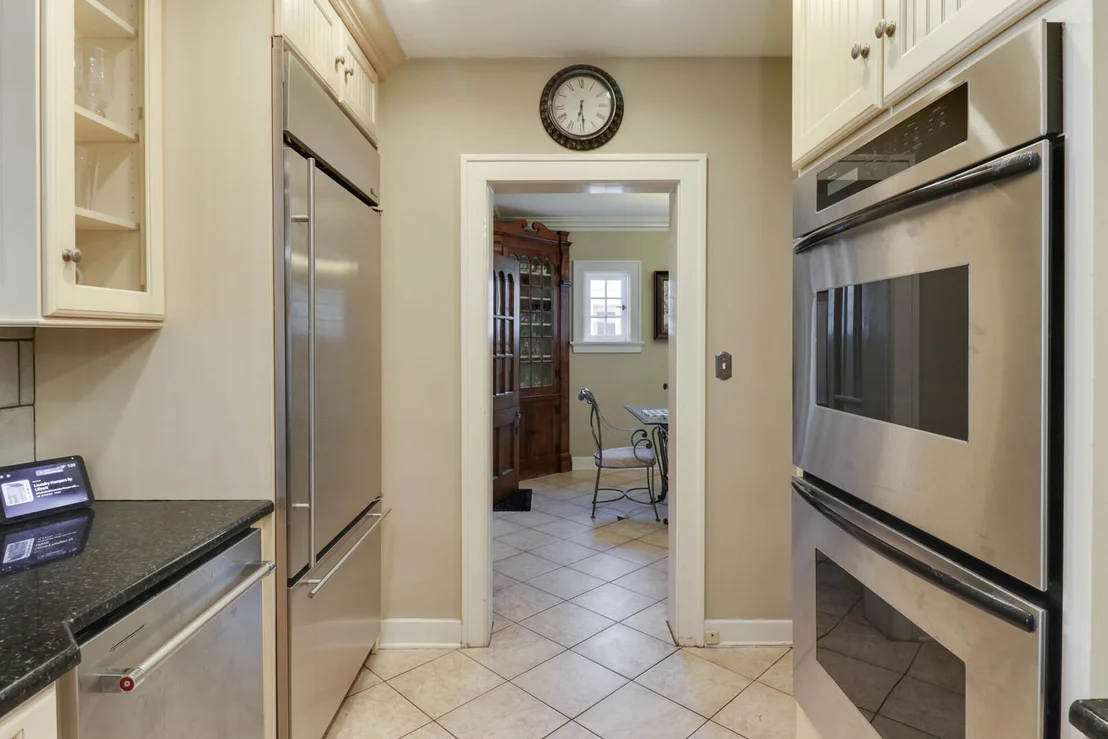 Photo of 1202 Elmwood Road