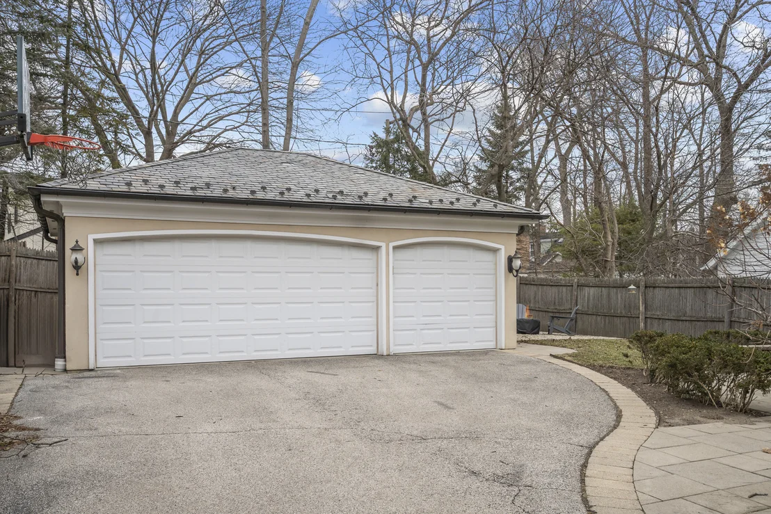 Photo of 33 Washington Circle