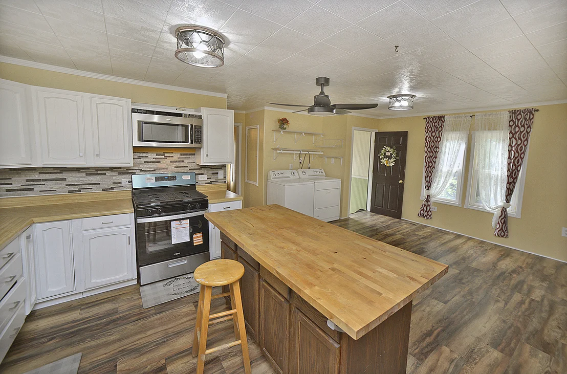 Photo of 1111 Walnut Street