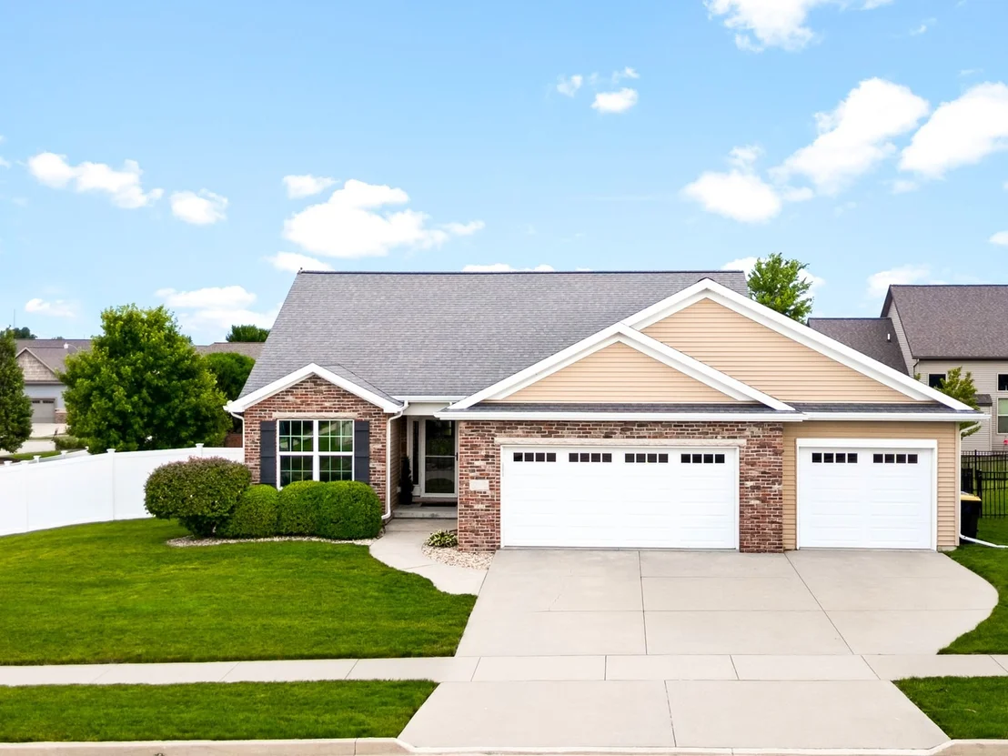 Photo of 2600 Fieldstone Court