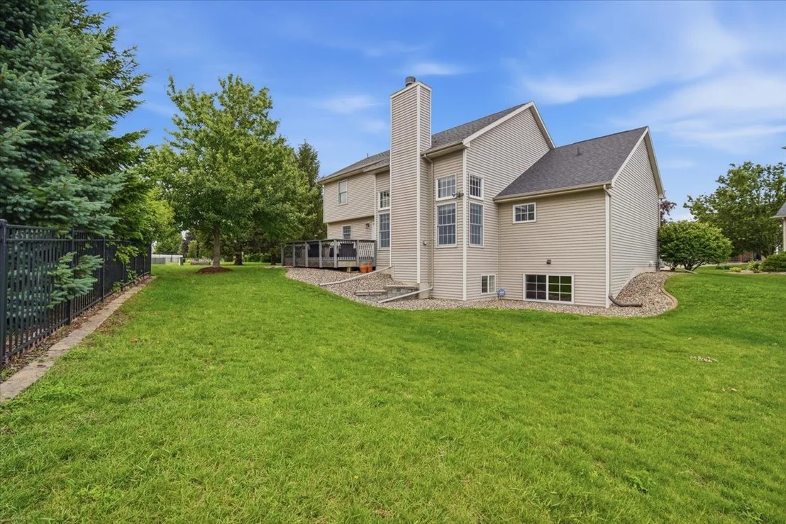 Photo of 9 Brookline Court