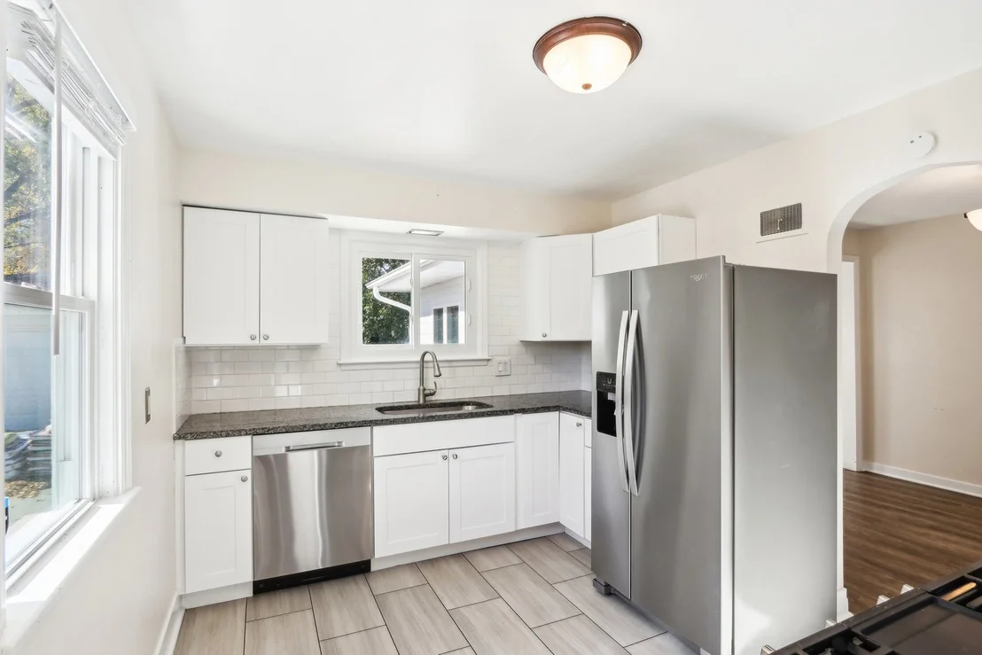 Photo of 420 Willow Road