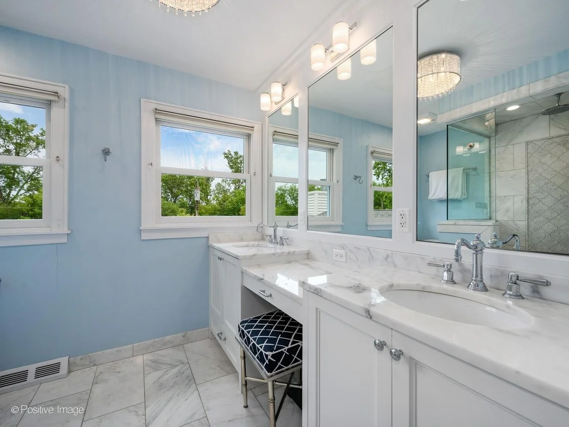 Photo of 153 Riverside Drive
