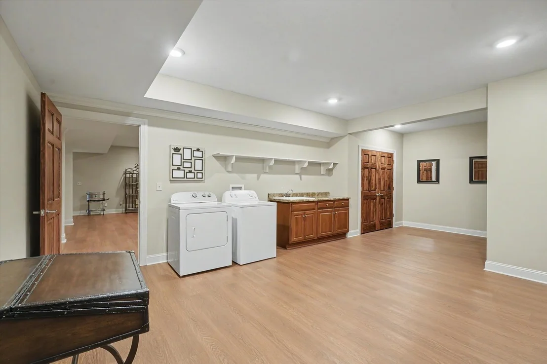 Photo of 1706 Mullikin Drive
