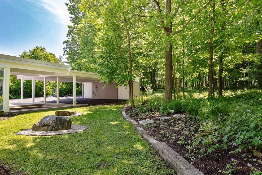Photo of 151 Maple Avenue