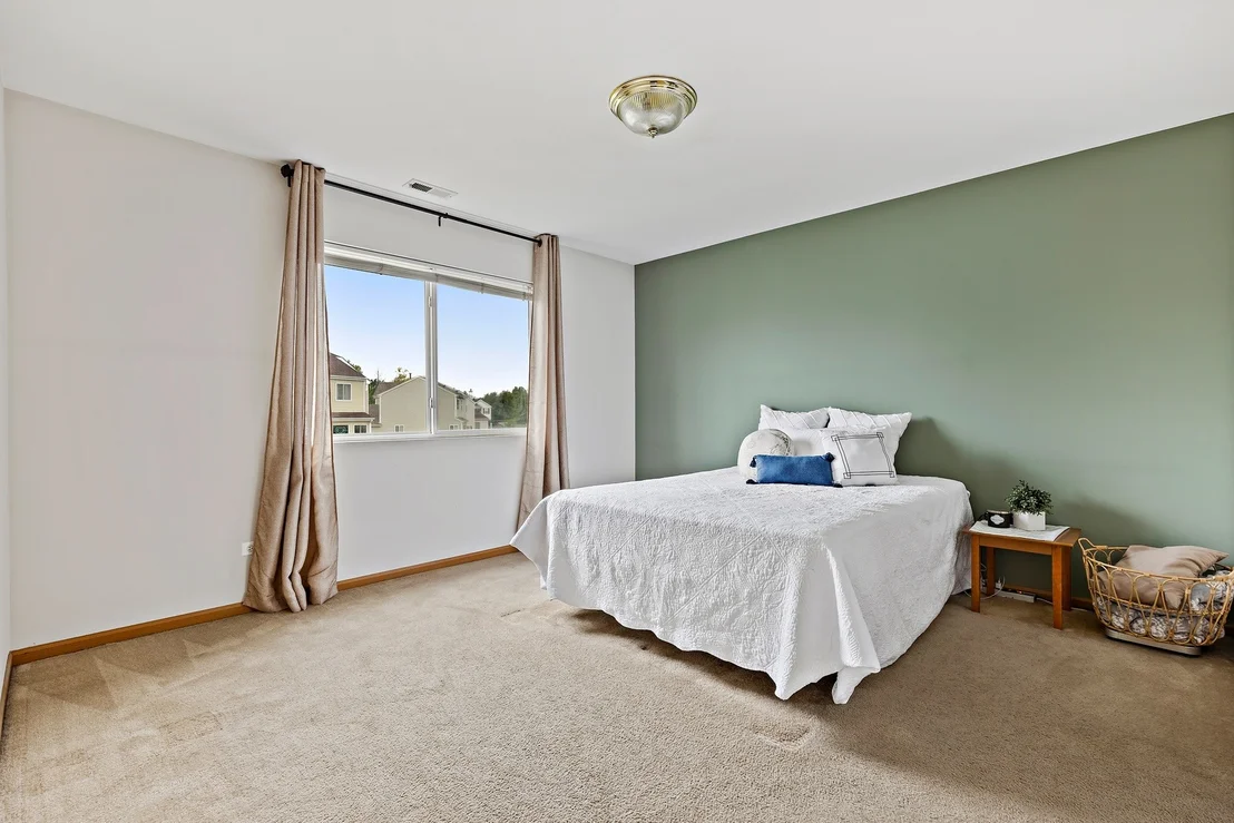 Photo of 907 Mission Boulevard