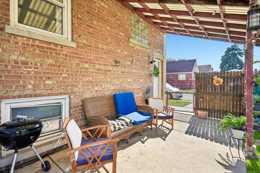 Photo of 3458 W 72nd Place