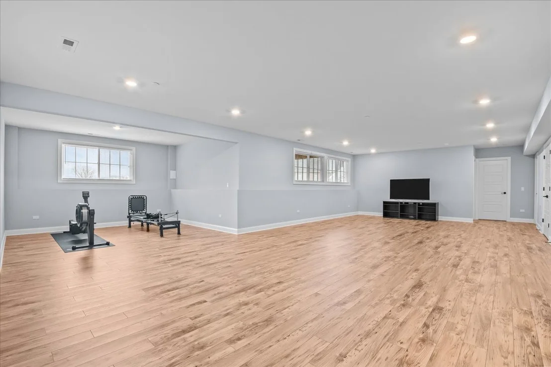Photo of 30 S Orchard Circle