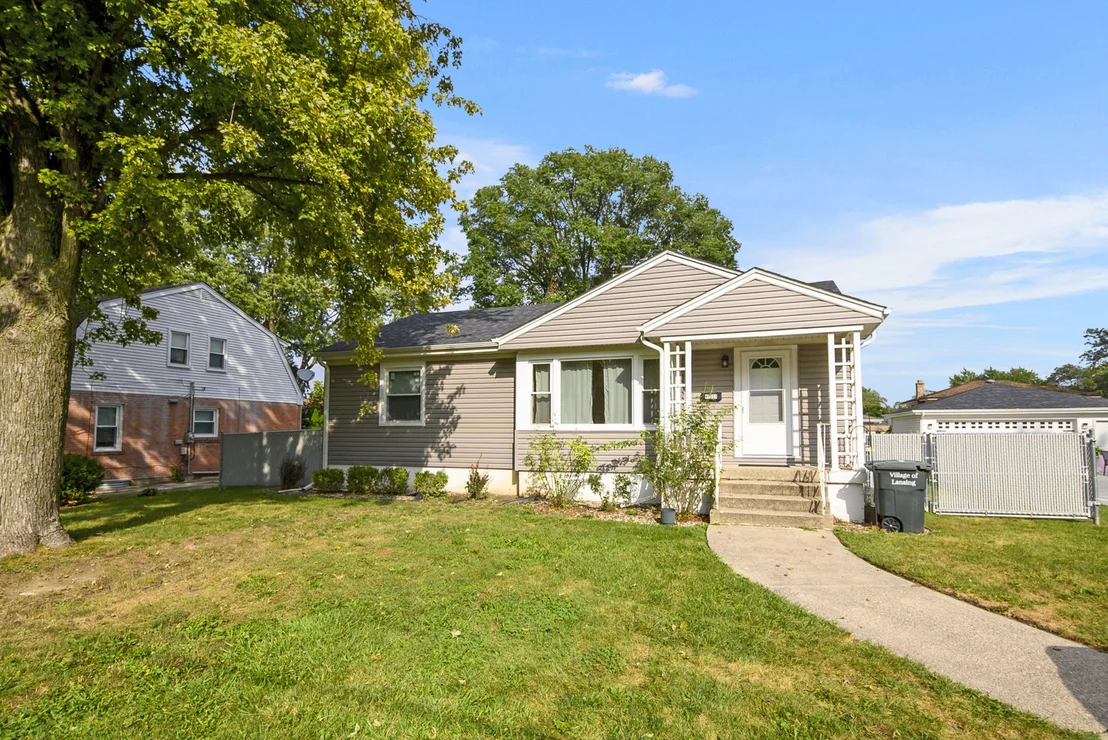 Photo of 17531 Henry Street
