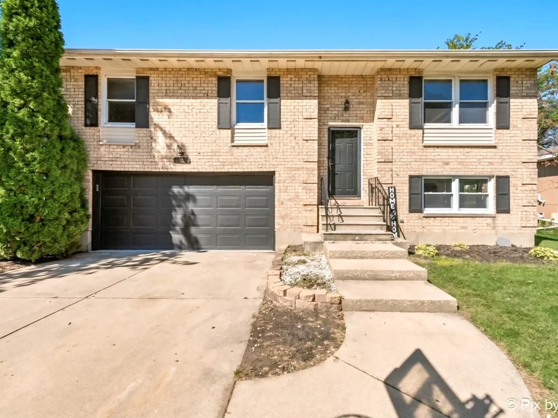 Photo of 1058 Almond Drive