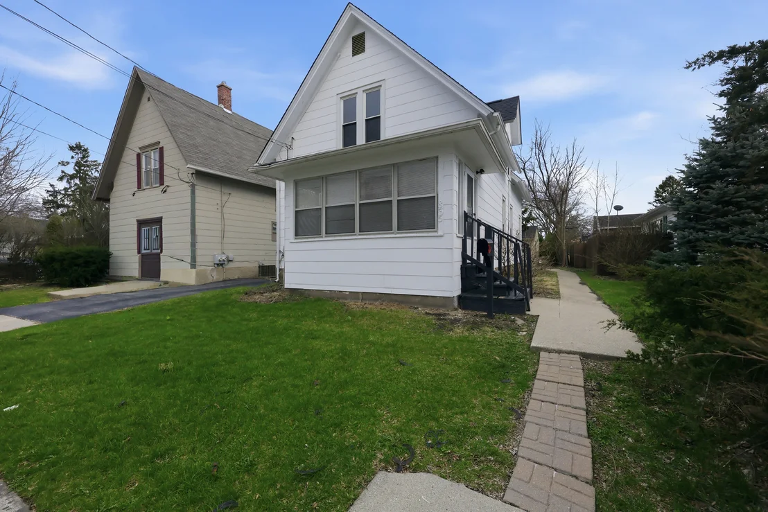 Photo of 835 Oak Street