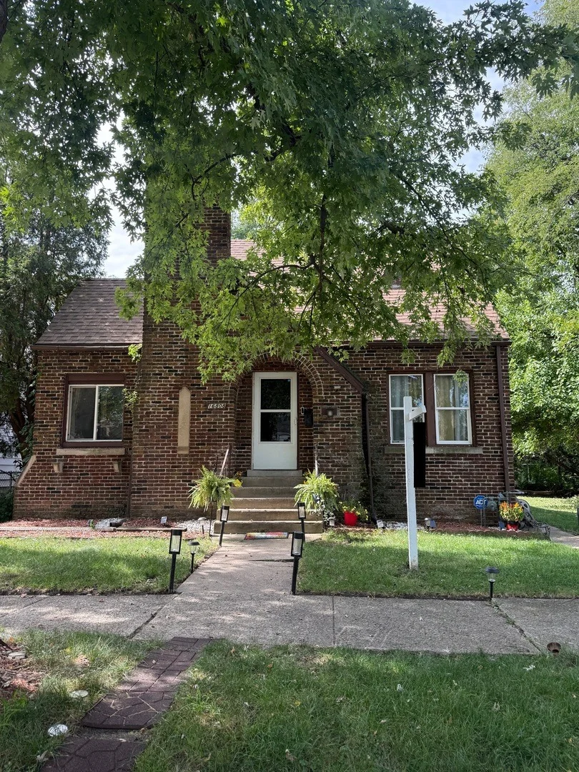 Photo of 16808 Shea Avenue