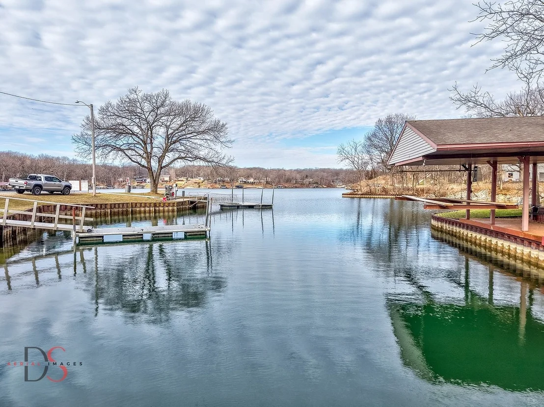 Photo of 152 Beachview Court