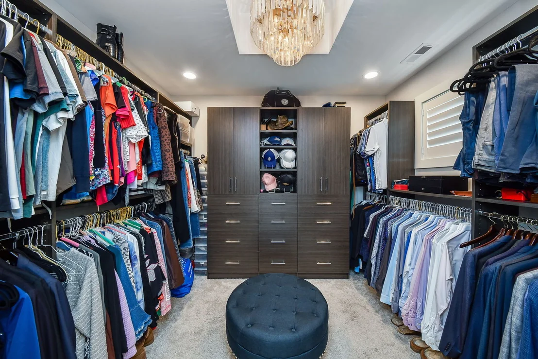 Photo of 618 N Wheaton Avenue