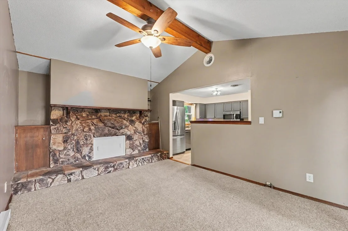 Photo of 110 N Joy Drive