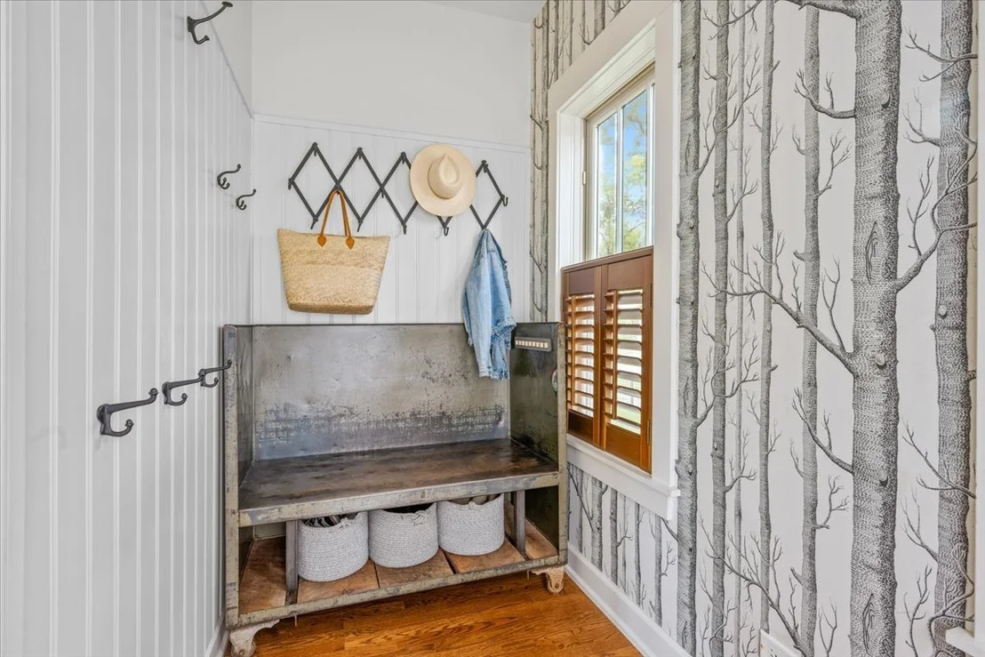 Photo of 1303 Maple Avenue
