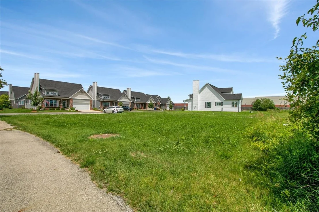 Photo of 2072 Waters Edge Drive