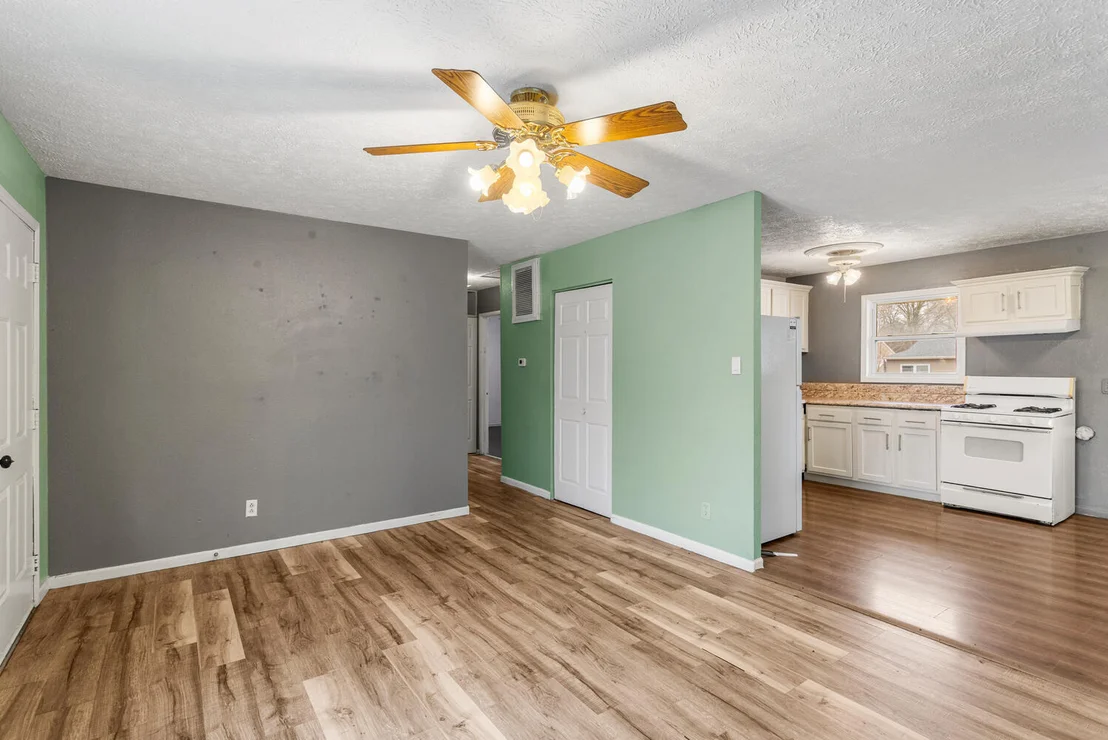 Photo of 1468 MATHER Drive