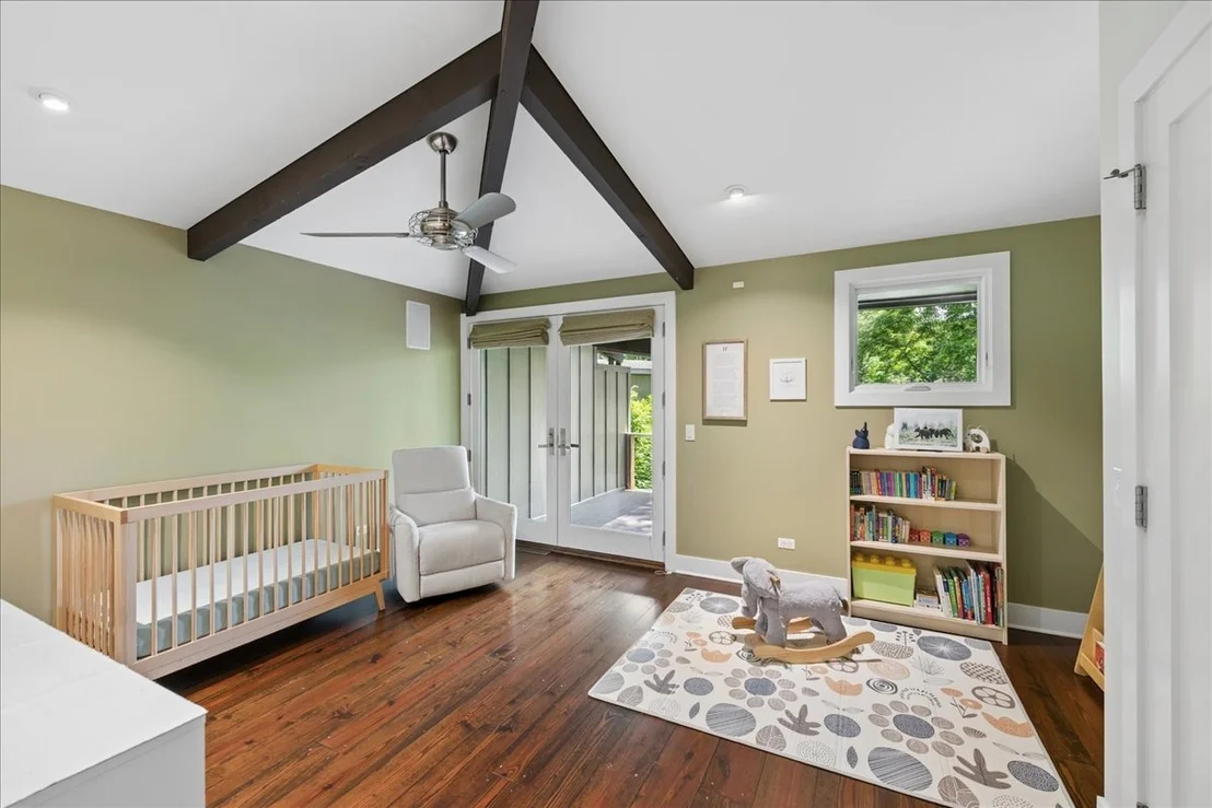 Photo of 83 Lakeview Parkway