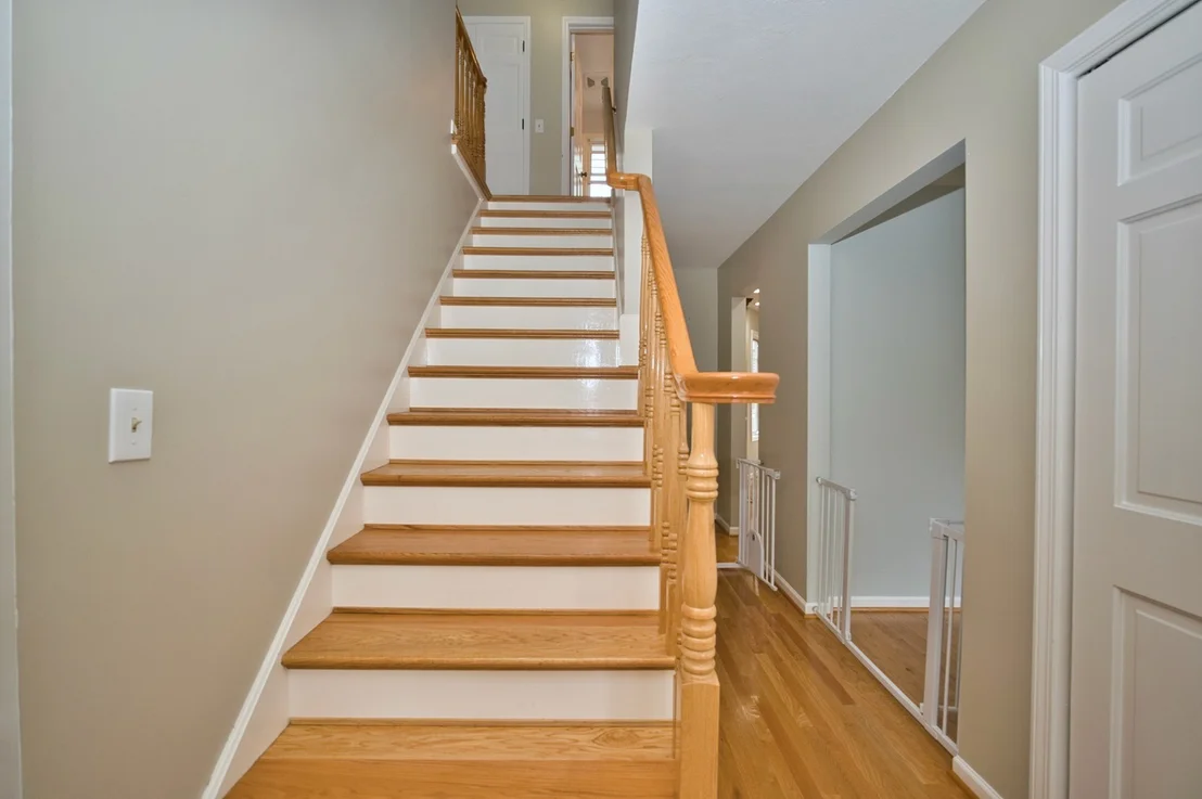Photo of 2S510 Seneca Drive