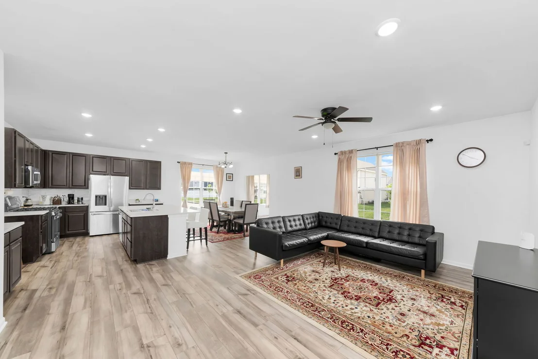 Photo of 135 S Devoe Drive
