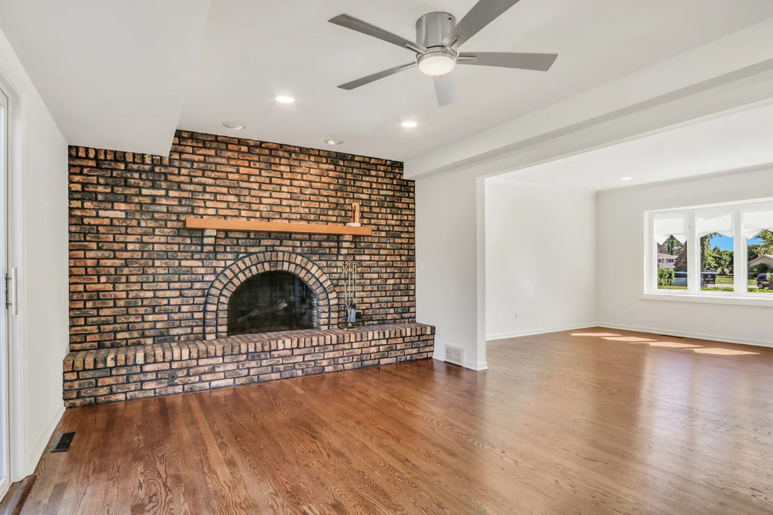 Photo of 1430 W Jo Ann Lane