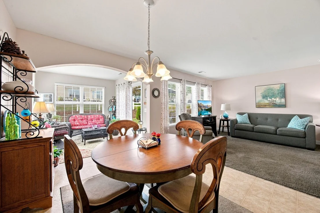 Photo of 848 Voyage Way