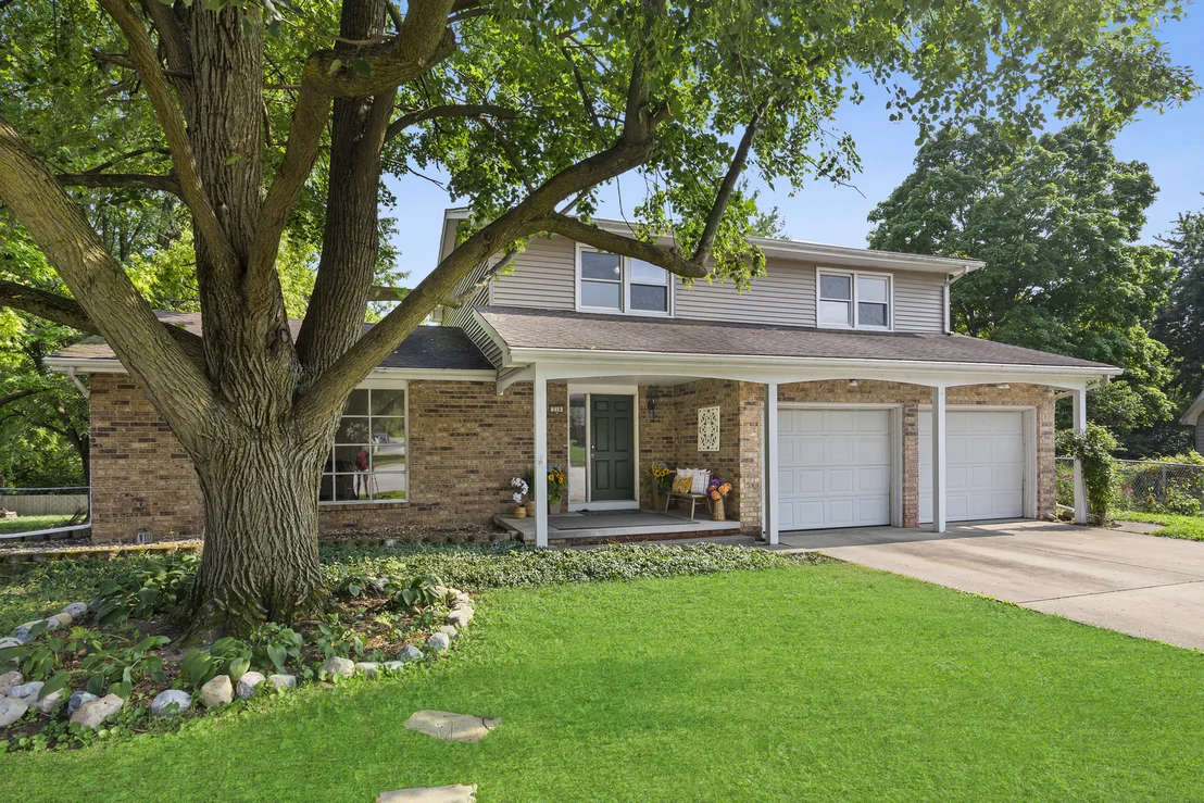 Photo of 310 Harper Court