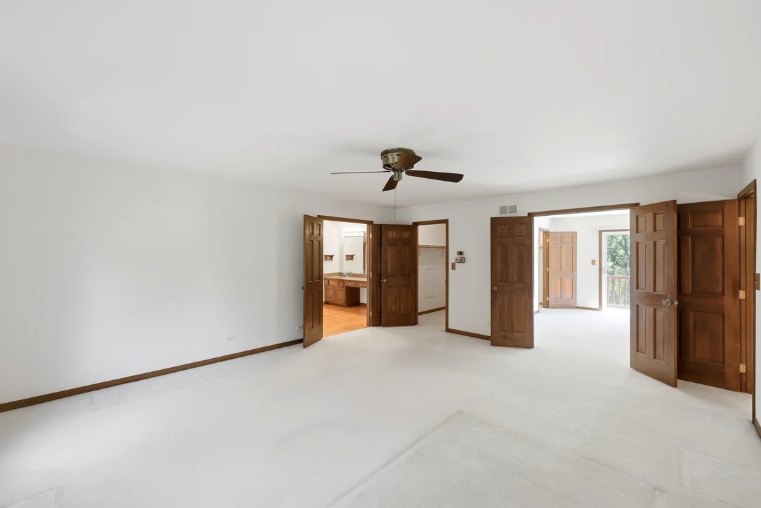 Photo of 107 Roxborough Place
