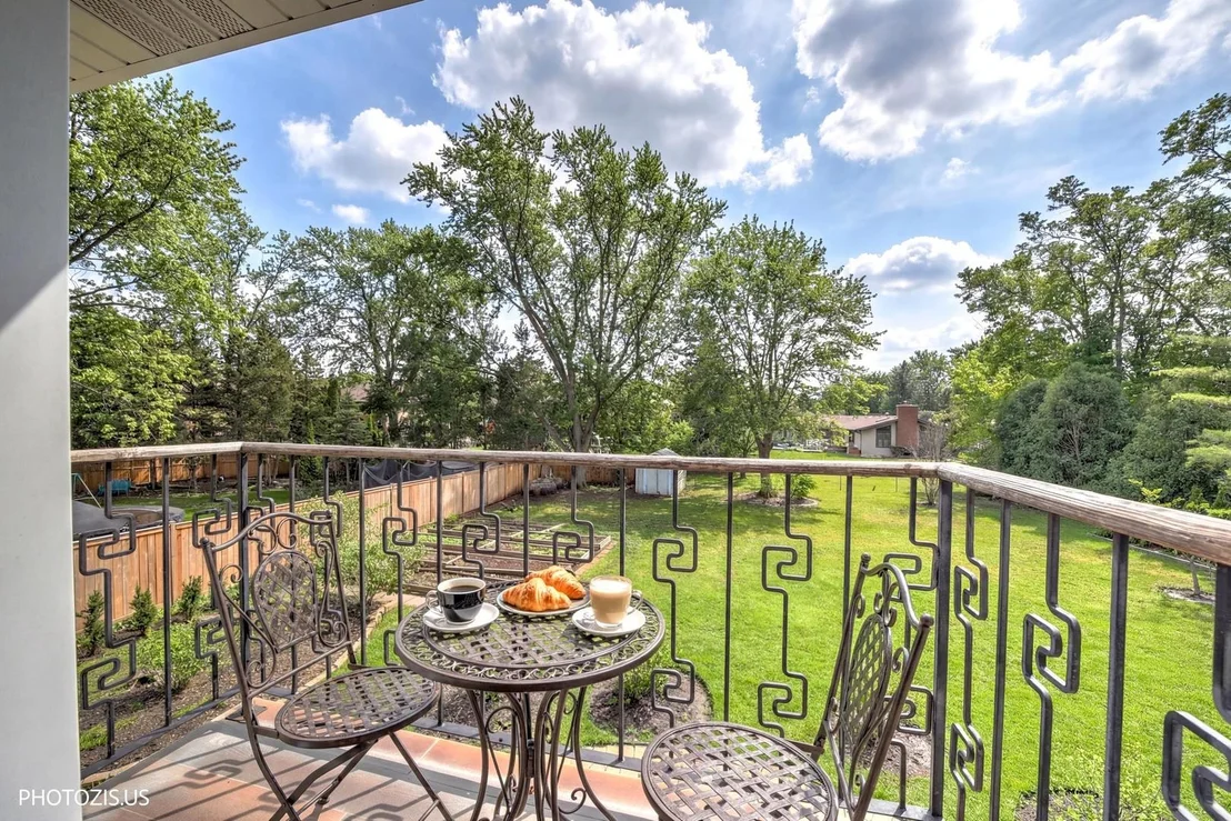 Photo of 3235 Robincrest Drive