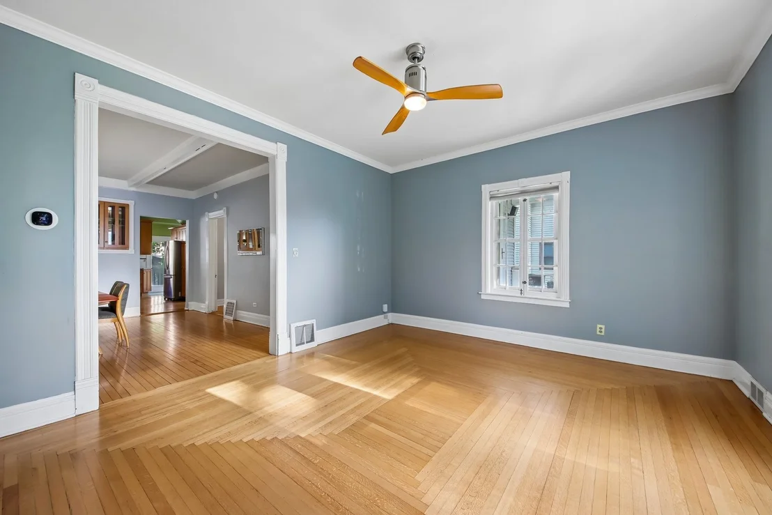 Photo of 537 Ferdinand Avenue