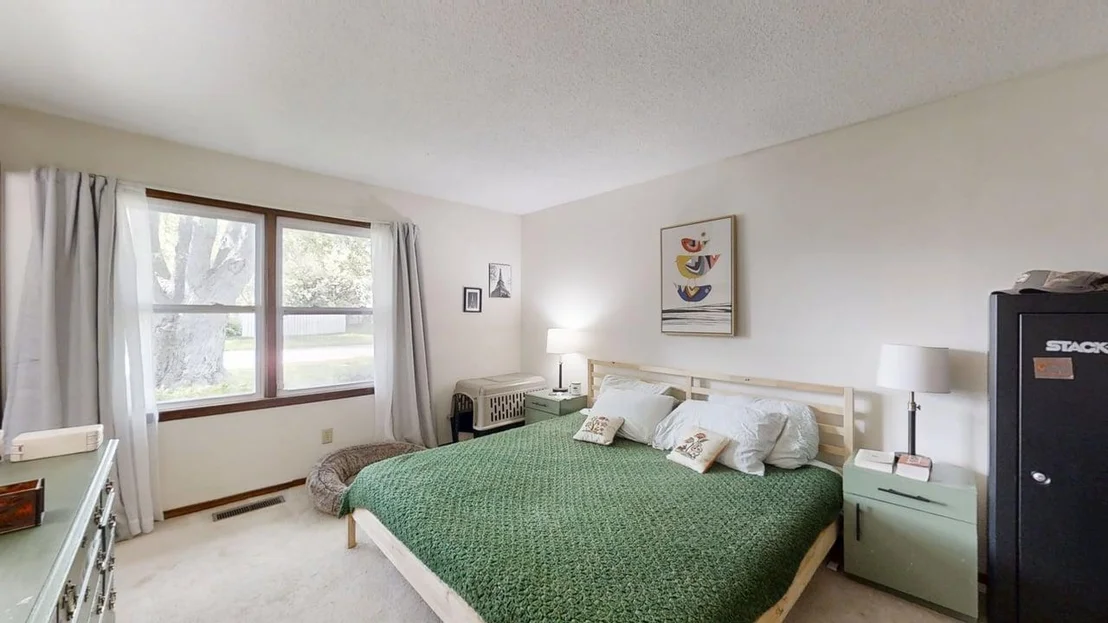 Photo of 1304 Greenridge Drive