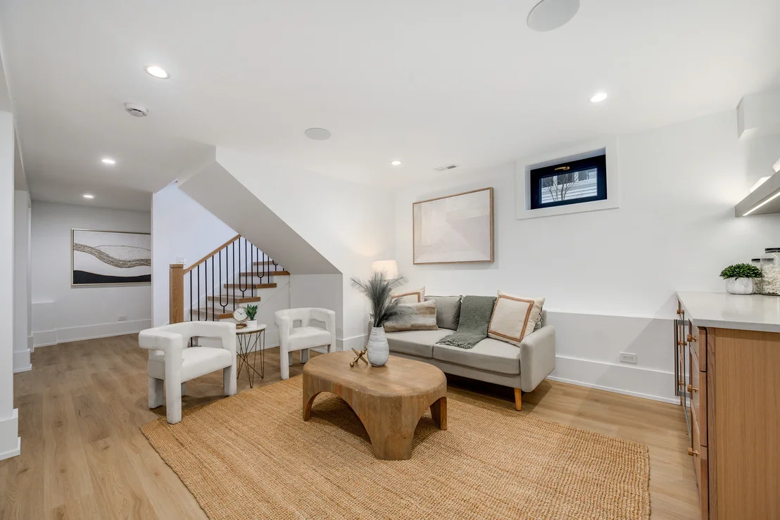 Photo of 476 Park Avenue