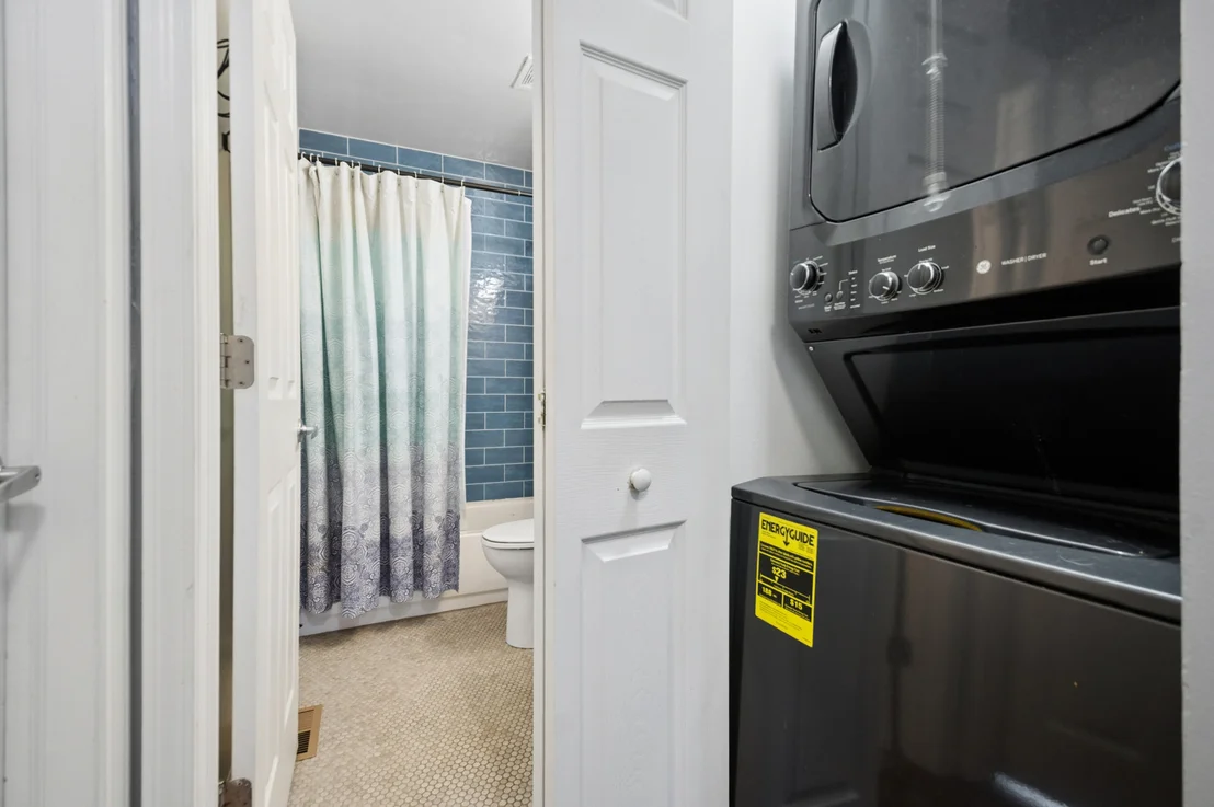 Photo of 1054 Brunswick Harbor