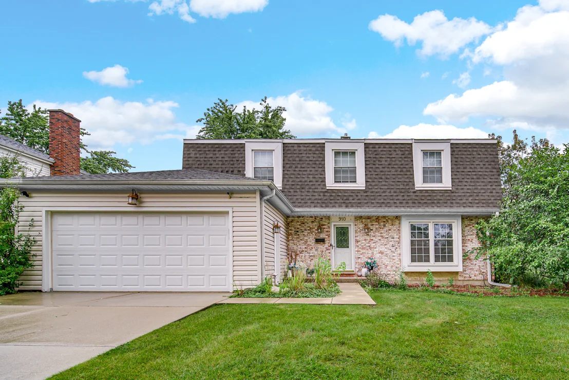 Photo of 910 KNIGHTSBRIDGE Lane