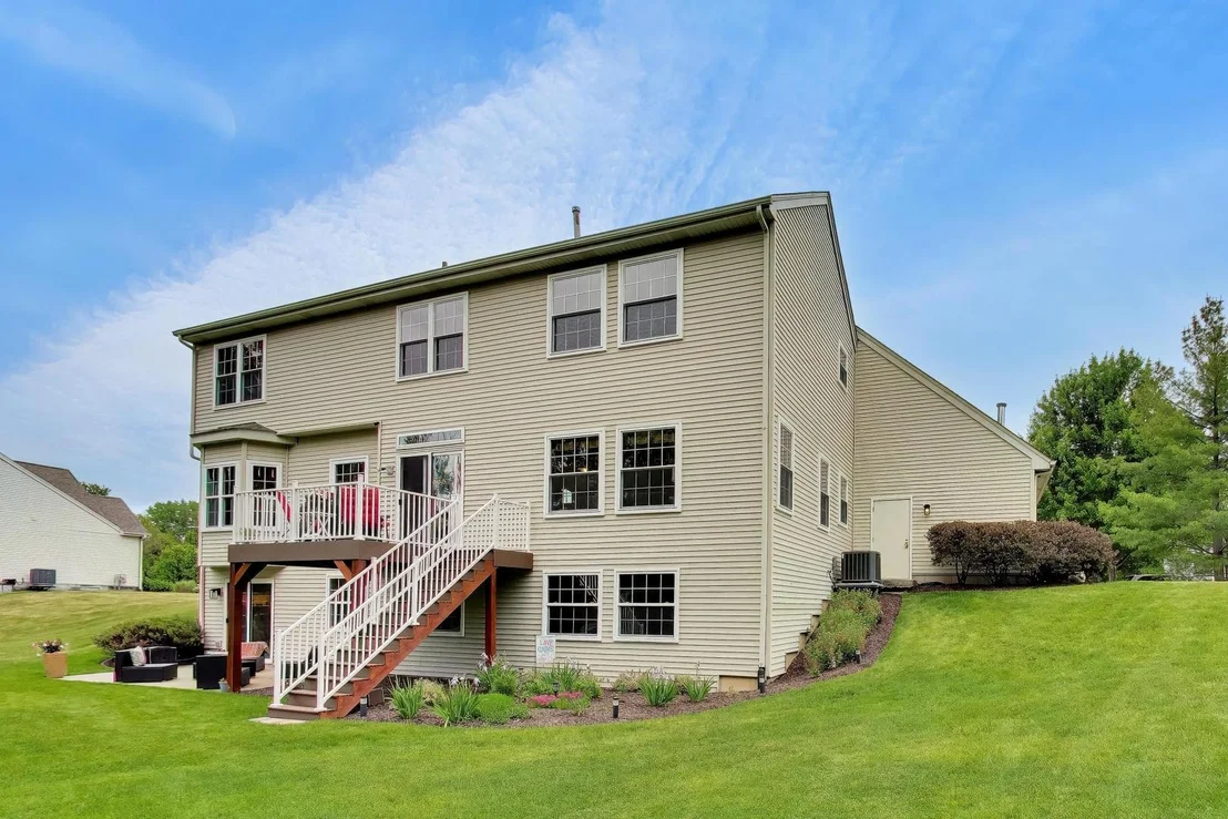 Photo of 435 Oak Grove Circle