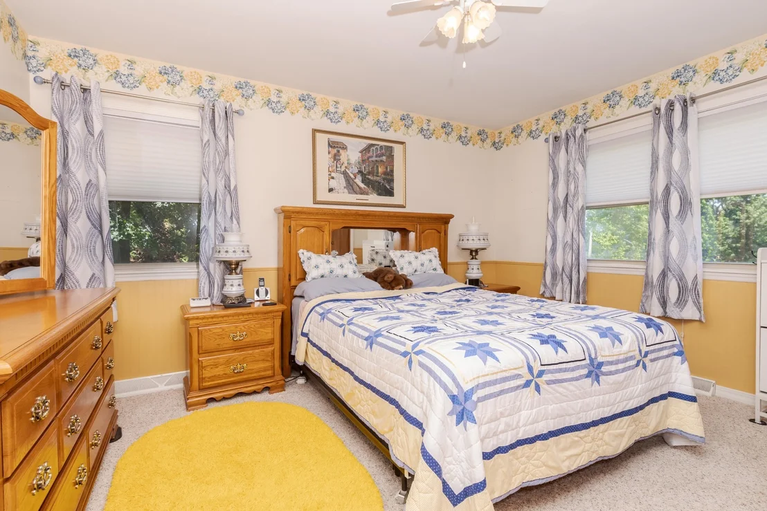 Photo of 1604 Six Points Road