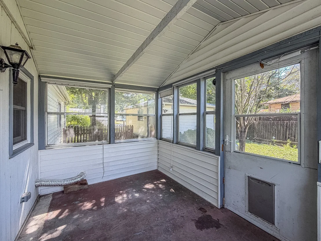 Photo of 1306 Stout Drive