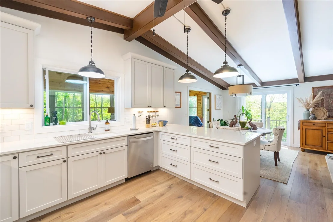Photo of 1127 Loganberry Lane