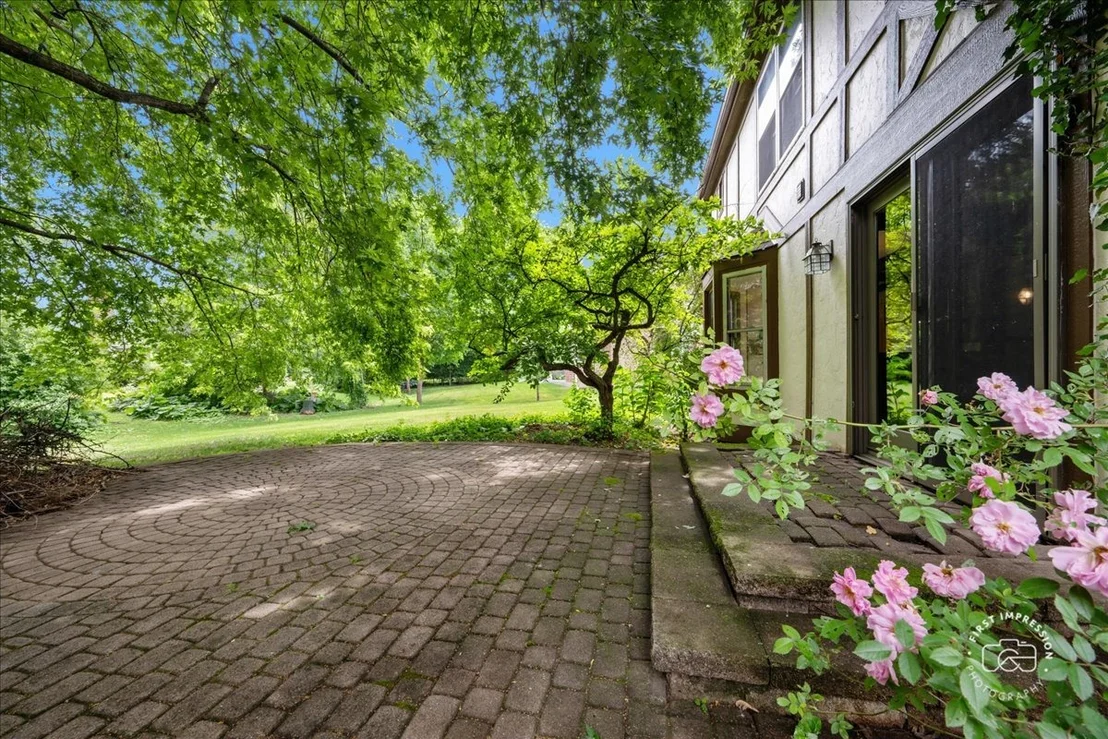 Photo of 1101 W Bauer Road