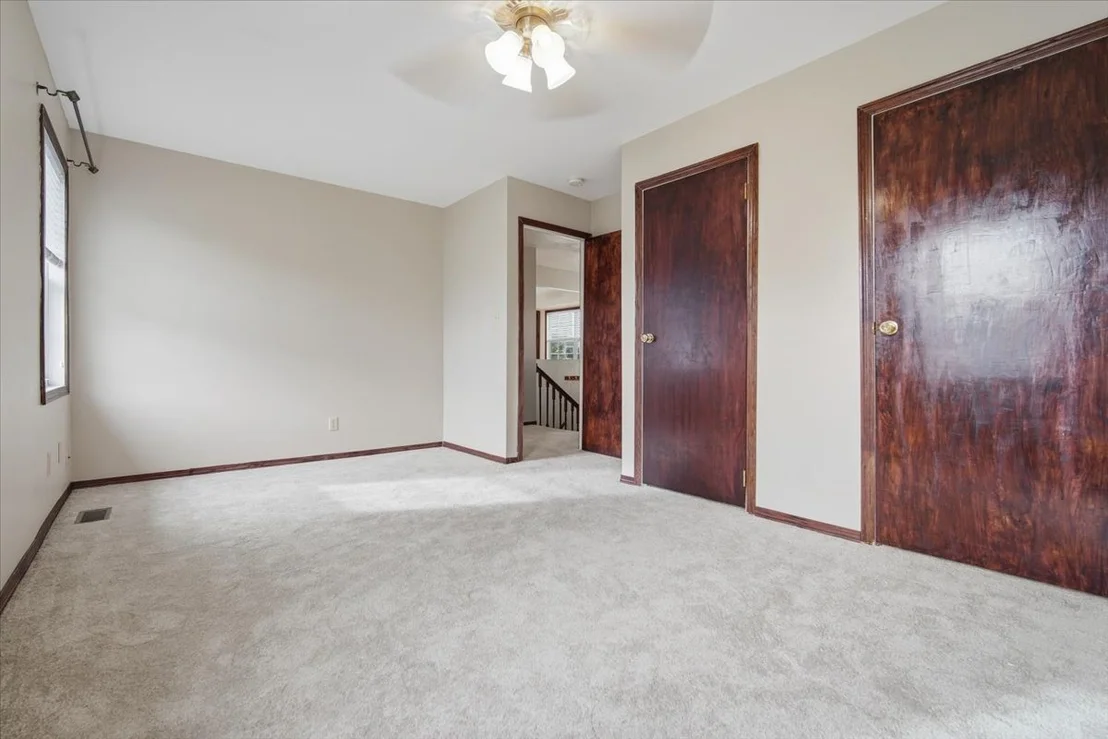 Photo of 1241 Holiday Lane