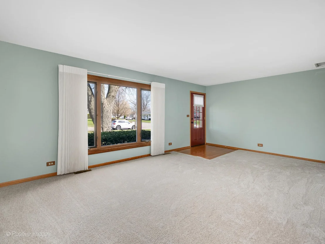 Photo of 390 Arrowhead Trail