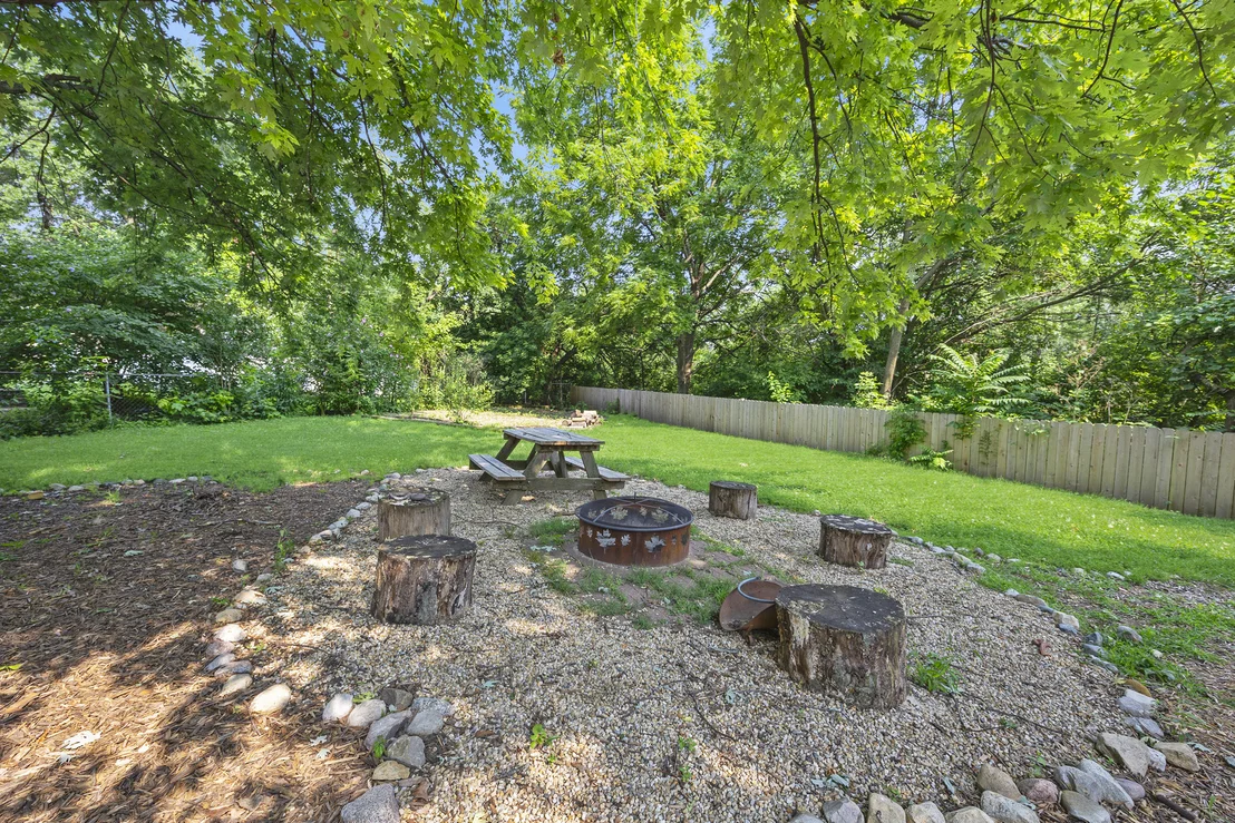 Photo of 310 Harper Court